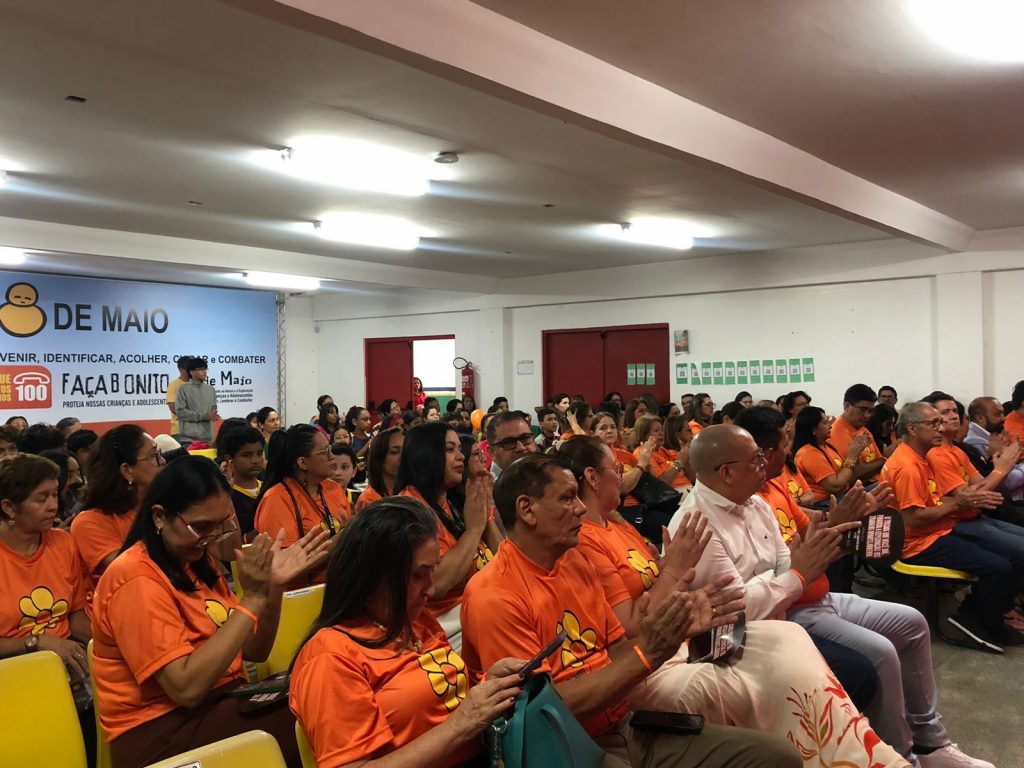 Campanha Faça Bonito mobiliza Manaus contra abuso infantil