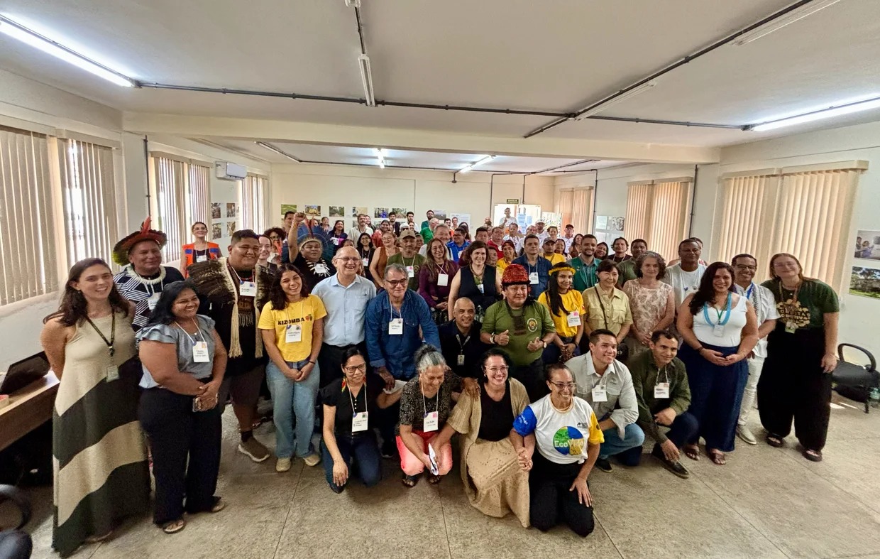 Comunidades do Tapajós se mobilizam diante da estiagem agravada pelo El Niño episode artwork